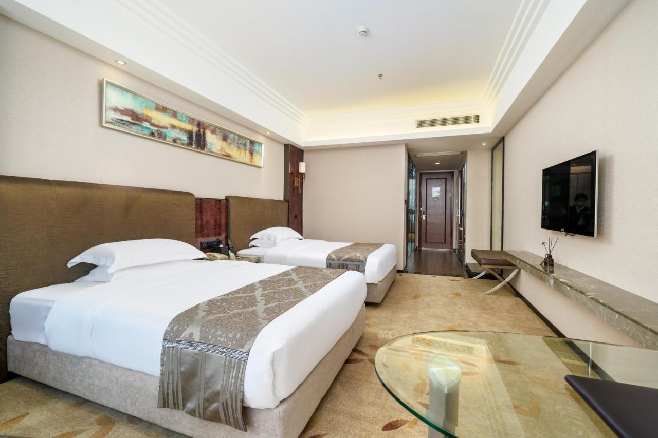 שנג'ן Zhongtian Mayfair Hotel - Bao'An International Airport Xixiang Subway Station מראה חיצוני תמונה